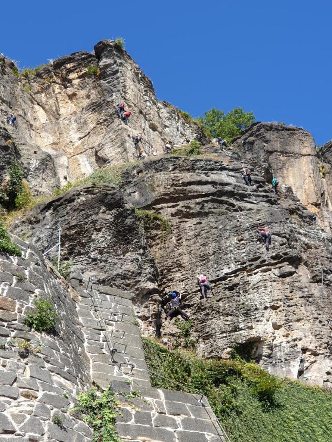 Penzion Via Ferrata 데친 외부 사진
